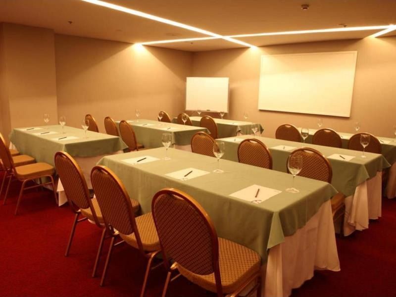Armada Hotel Manila Dış mekan fotoğraf